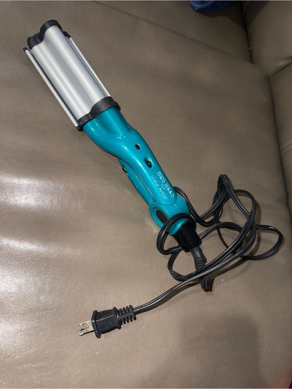 Bed Head TIGI Wave Artist Tourmaline Ceramic Deep Waver - Blue